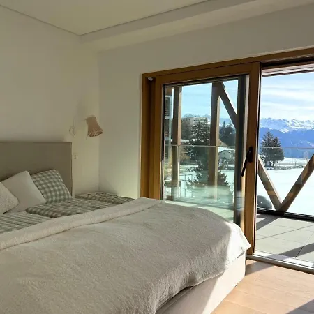 Cozy With And Mountain View