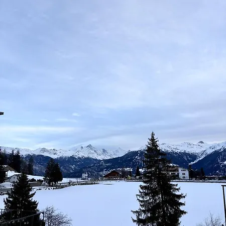 Cozy With And Mountain View * 크란스몬타나