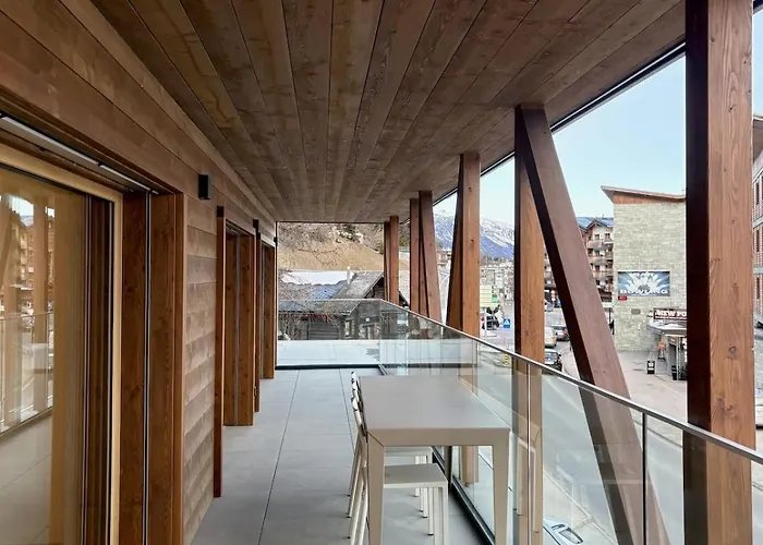 Cozy With And Mountain View