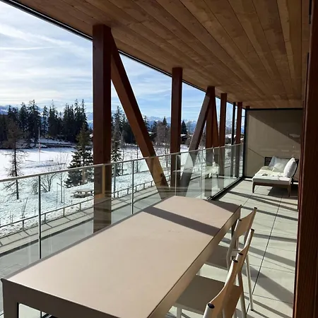 Cozy With And Mountain View クラン